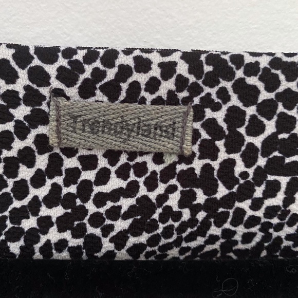 Dress - Picture 3 of 3